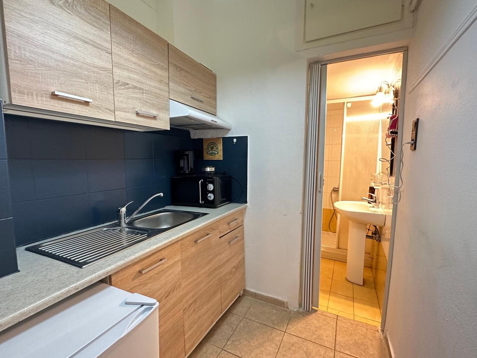 Aretousas Apartment Атина Екстериор снимка