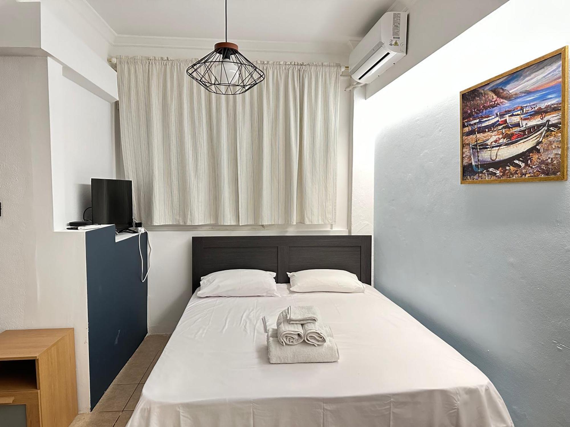 Aretousas Apartment Атина Екстериор снимка